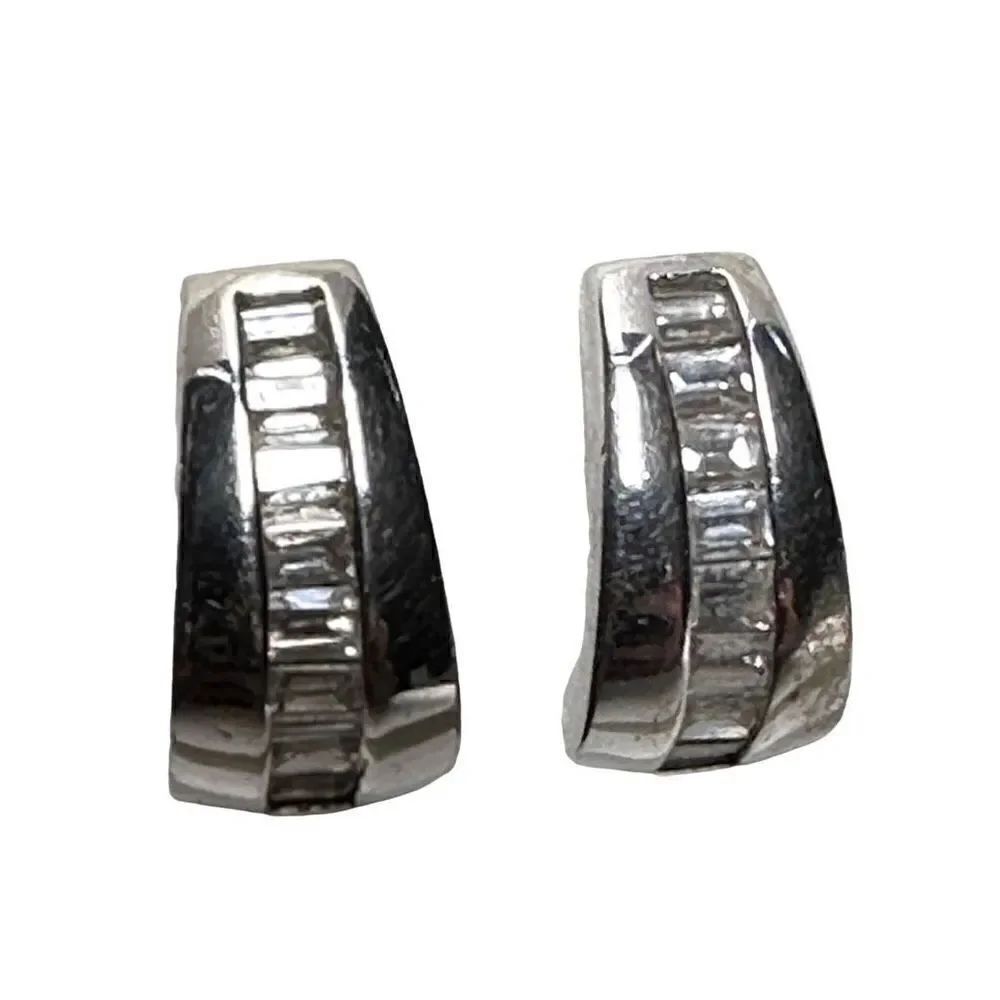 Silver 925 small hoop earrings with clear stones